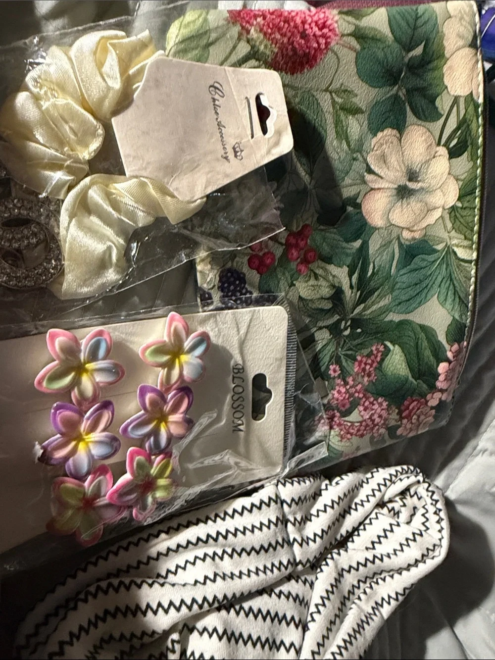 Floral Zip Pouch Clutch - Green Floral Print filled